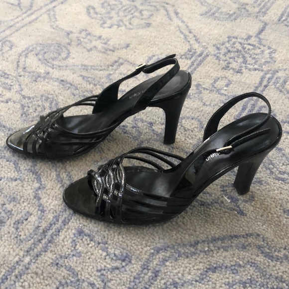 Calvin Klein black patent heels - Picture 2 of 4